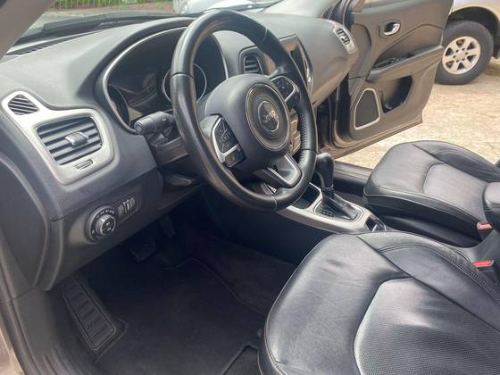 JEEP COMPASS 2.0 16V FLEX SPORT AUTOMÁTICO JEEP COMPASS 2.0 16V FLEX SPORT AUTOMÁTICO
